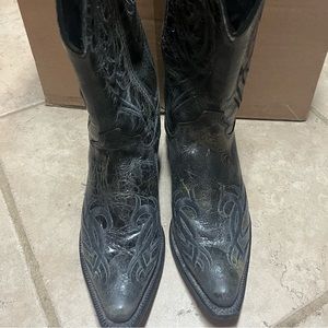 Justin bent rail black leather boot size 6